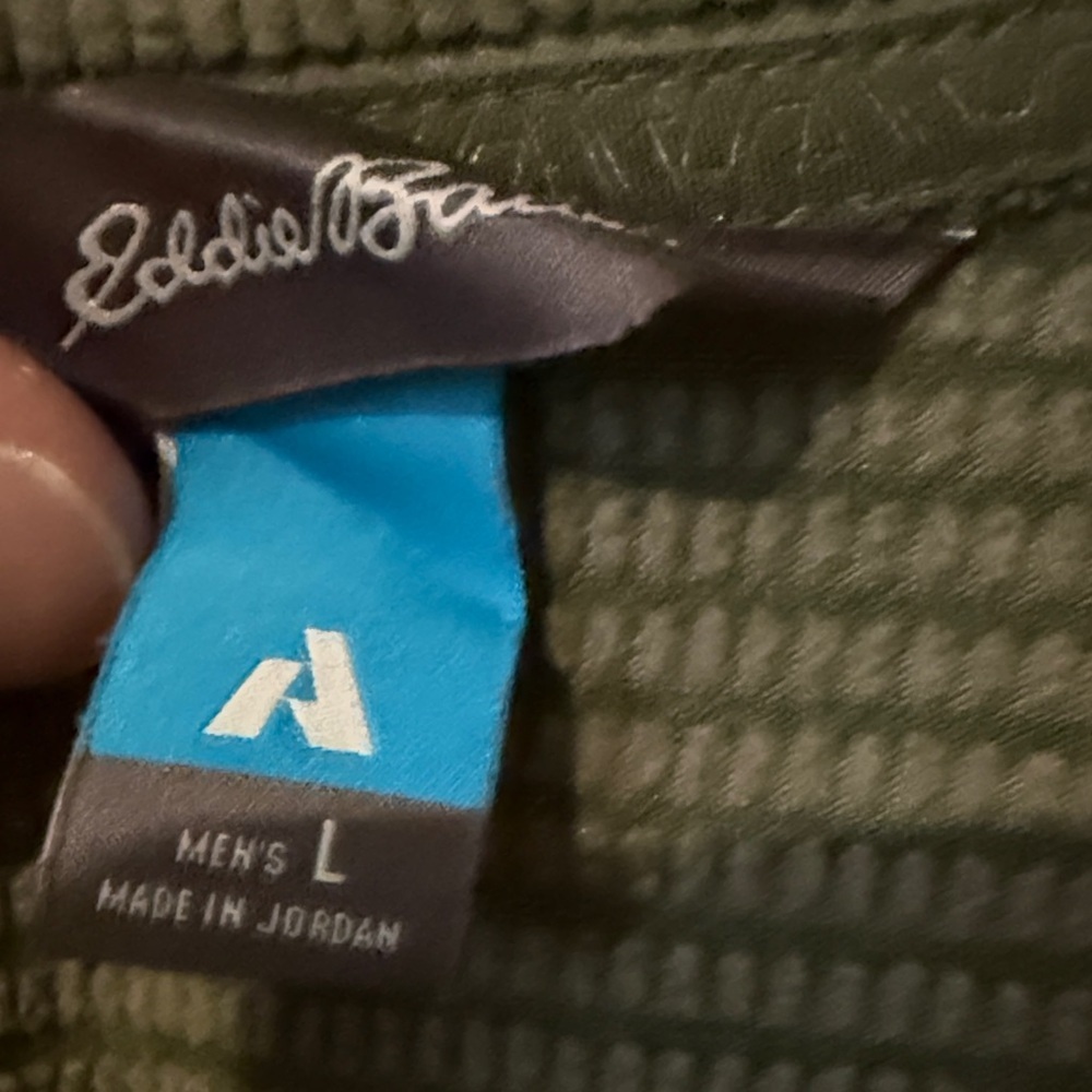 Eddie Bauer Men's Olive Quarter-Zip Jacket - Picture 3 of 8